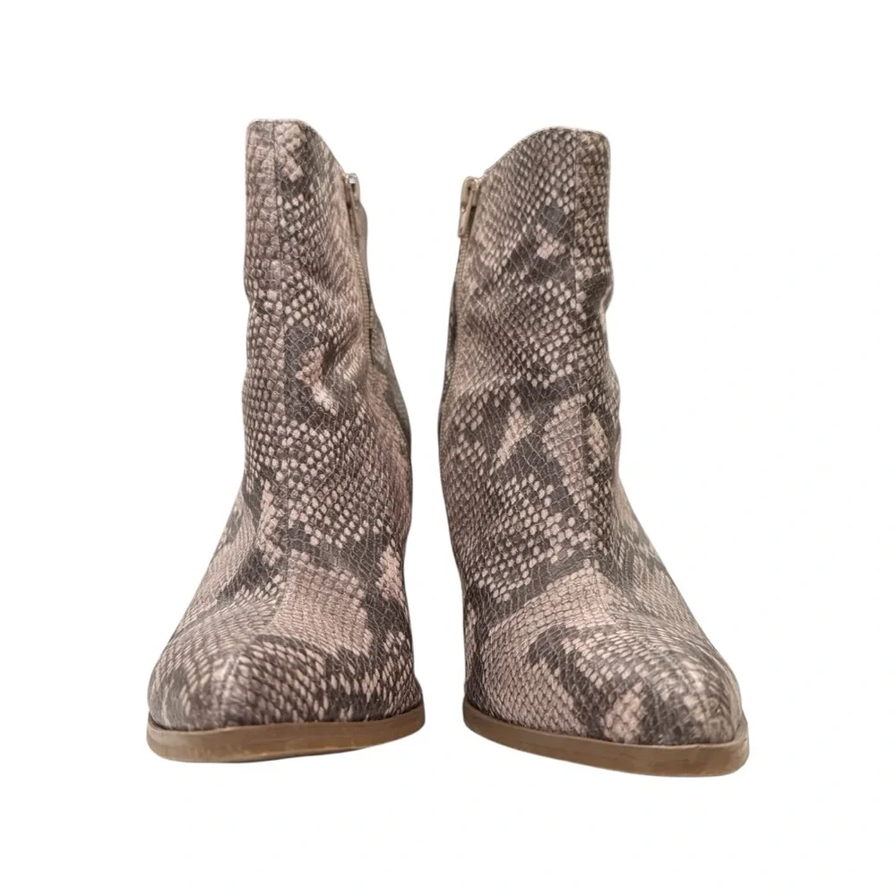 Carlos by Carlos Santana Lydia Bootie Heeled Ankle Boot Snake Skin Women’s 9.5 M